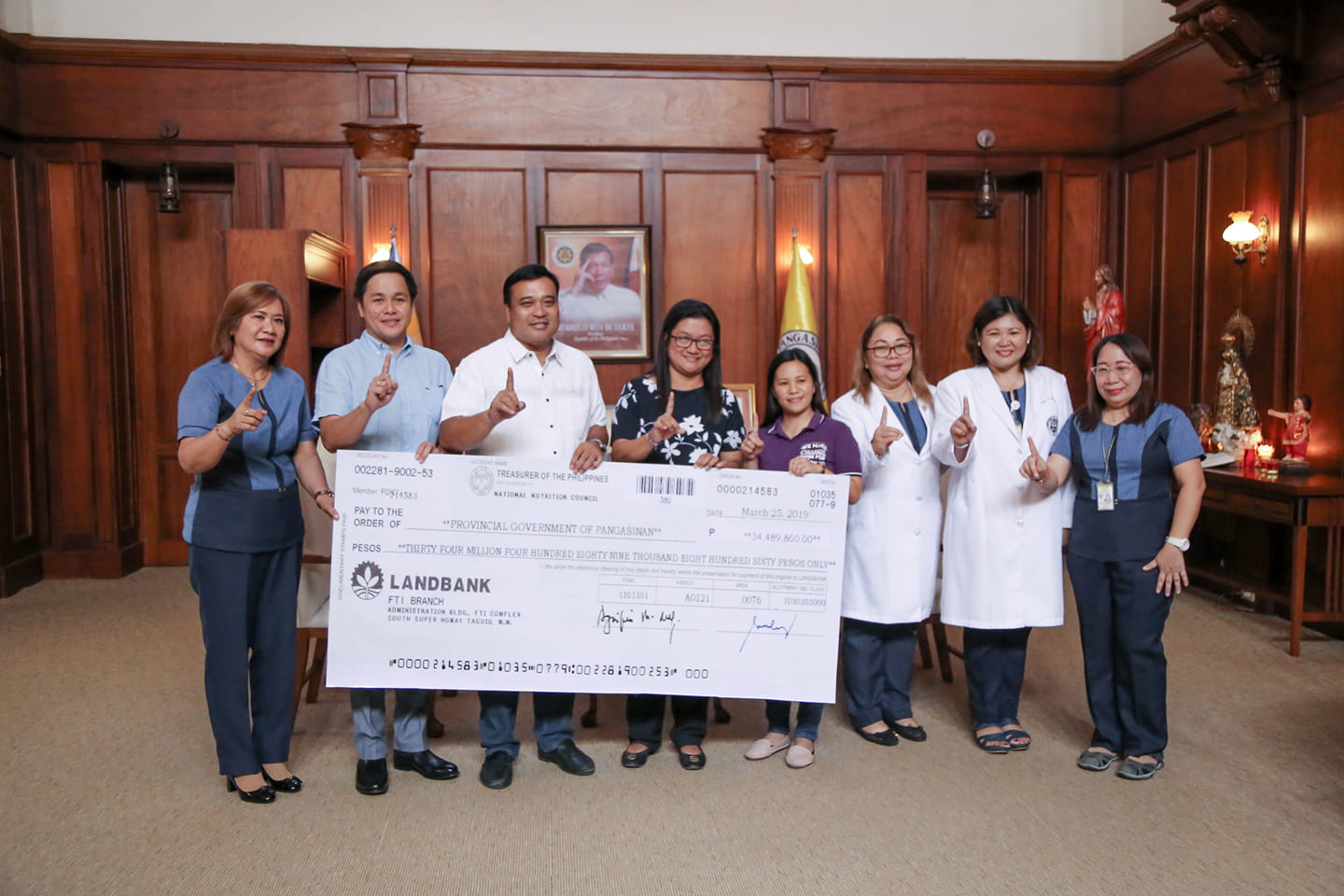 NNC awards P34.4-m worth cheque to Prov'l Gov't for DSp